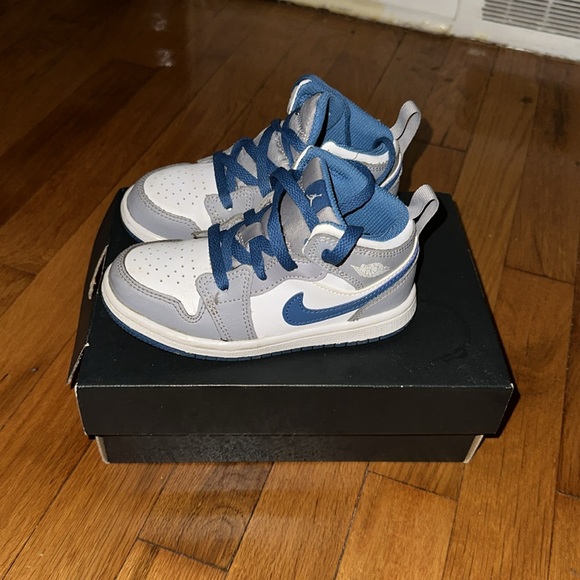 Jordan - Picture 2 of 4